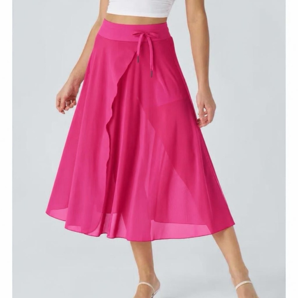 NWT Halara SZ L High Waisted Contrast Mesh 2-in-1 Pocket SKIRT Flowy Midi Lined